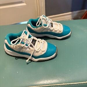 Jordan 11 Retro Low Aqua Safari Sneakers